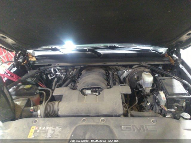 1GKS2GKCXJR133773 GMC Yukon Xl Slt