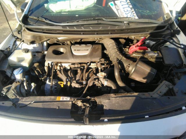 3KPFN5A31JE180177 KIA Forte5 Sx