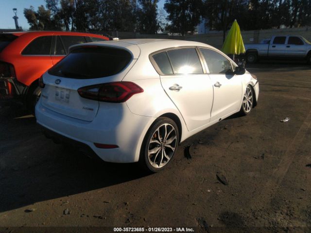 3KPFN5A31JE180177 KIA Forte5 Sx