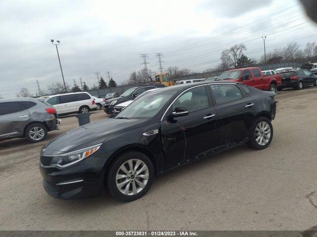 2018 Kia Optima, VIN: 5XXGT4L35JG263832