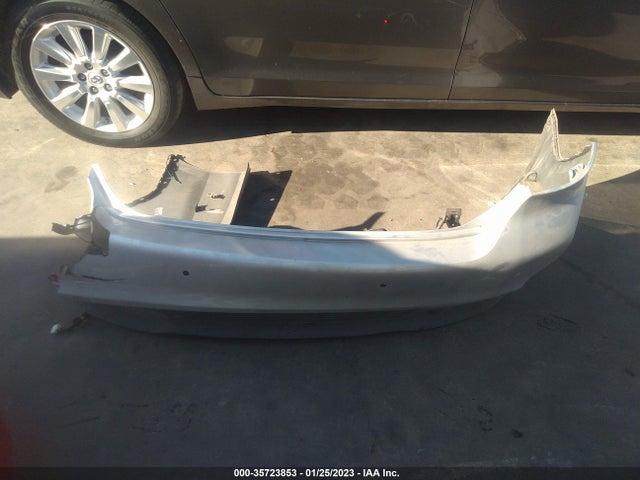 2016 Hyundai Sonata, VIN: KMHE34L11GA027376