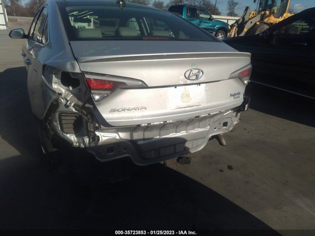 2016 Hyundai Sonata, VIN: KMHE34L11GA027376