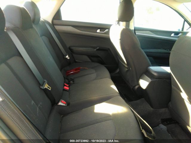 5XXG24J22MG029987 KIA K5 LX
