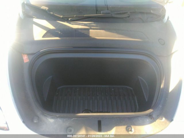 5YJYGDEE5LF033270 Tesla Model Y