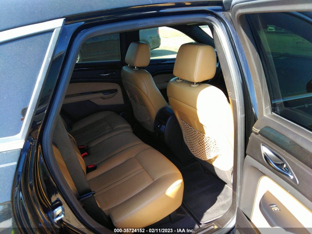 2014 Cadillac SRX, VIN: 3GYFNBE36ES587776