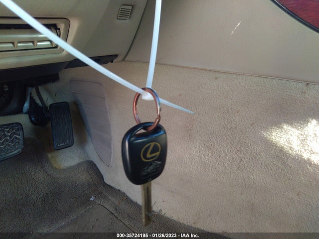 Lexus GS 300 2000 JT8BD68SXY0085574 Image 3