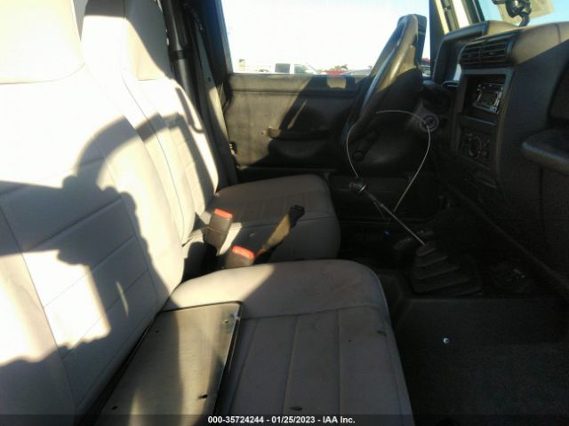 1J4FA29P42P732624 Jeep Wrangler Se
