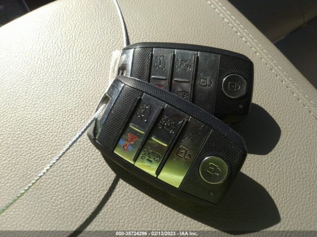 KNDME5C18F6039669 KIA Sedona Sx-l