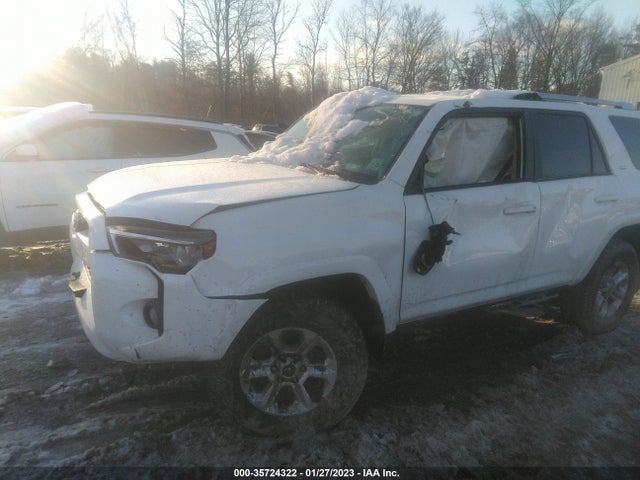 2018 Toyota 4Runner, VIN: JTEBU5JR6J5525961