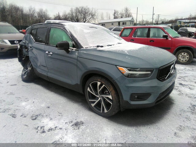 2021 Volvo XC40, VIN: YV4162UMXM2497206