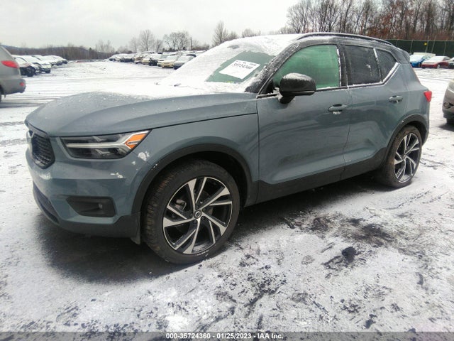 2021 Volvo XC40, VIN: YV4162UMXM2497206