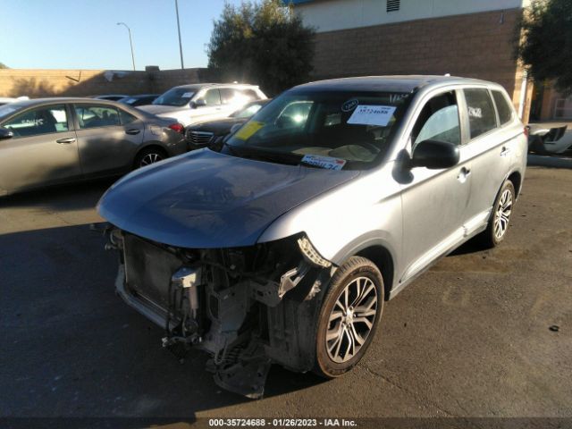 JA4AD2A36JJ004475 Mitsubishi Outlander Es
