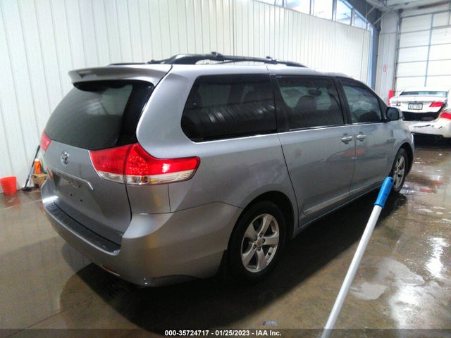 2012 TOYOTA SIENNA LE VIN: 5TDKK3DC8CS207312