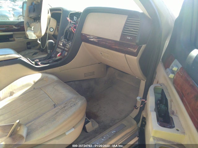 Lincoln Aviator 2005 5LMEU68H65ZJ16323 Image 6