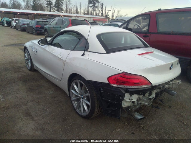 2014 BMW Z4, VIN: WBALM7C56EE386352