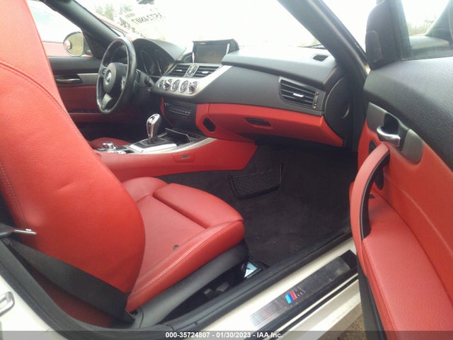 2014 BMW Z4, VIN: WBALM7C56EE386352