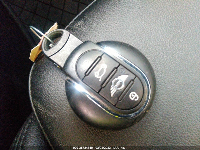 2018 Mini Cooper, VIN: WMWXP7C57J2C62324