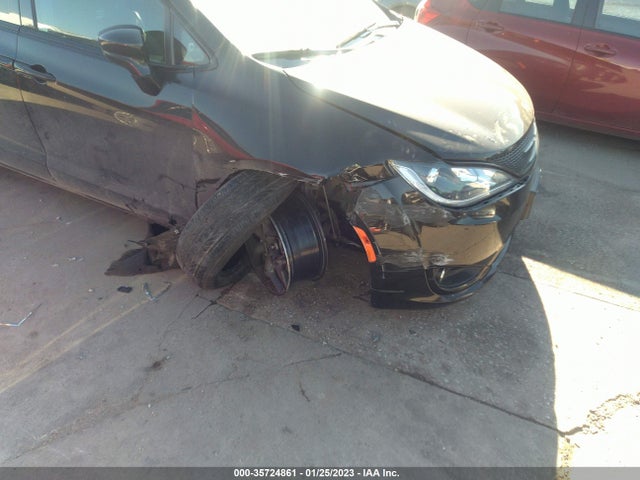 2C4RC1FG1LR142876 Chrysler Pacifica Touring