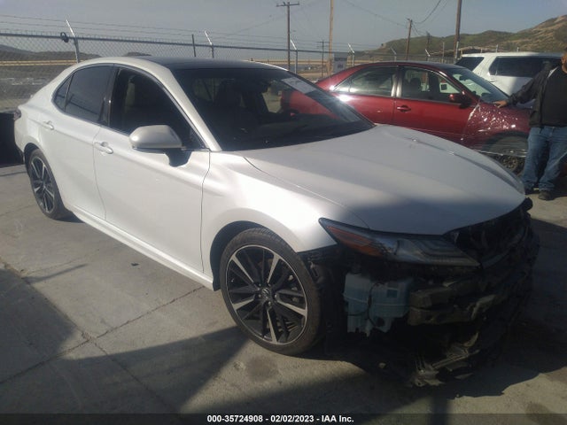 2018 4T1B61HK8JU021509 main image