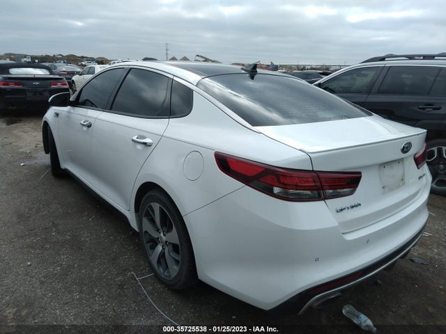 2018 Kia Optima, VIN: 5XXGW4L24JG215155