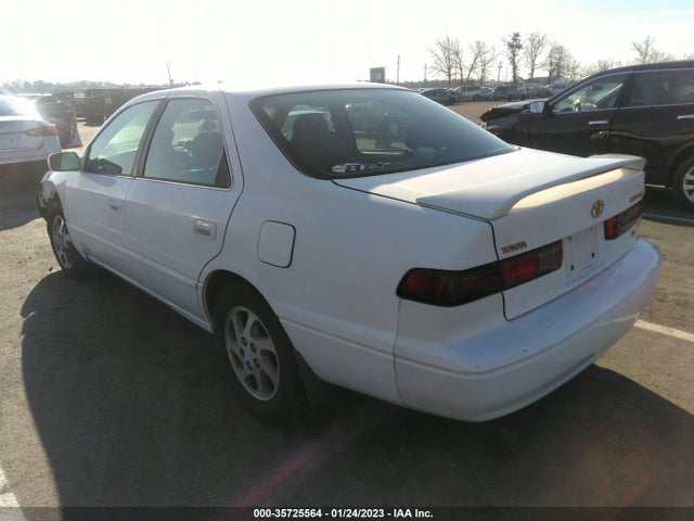1999 TOYOTA CAMRY LE/XLE VIN: 4T1BF28K2XU078450