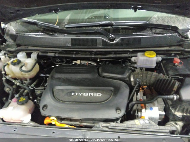 2021 Chrysler Pacifica Hybrid, VIN: 2C4RC1L74MR585920