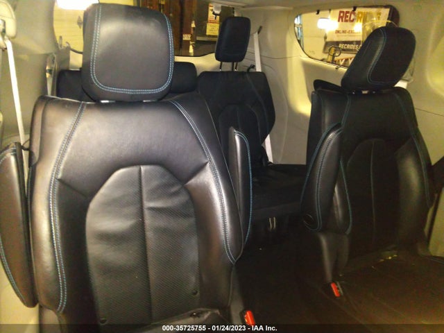 2021 Chrysler Pacifica Hybrid, VIN: 2C4RC1L74MR585920