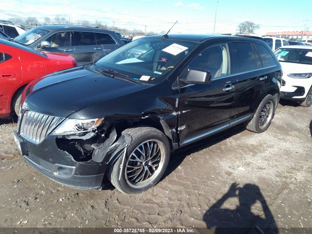 Lincoln MKX 2011 2LMDJ6JK0BBJ13661 Image 2