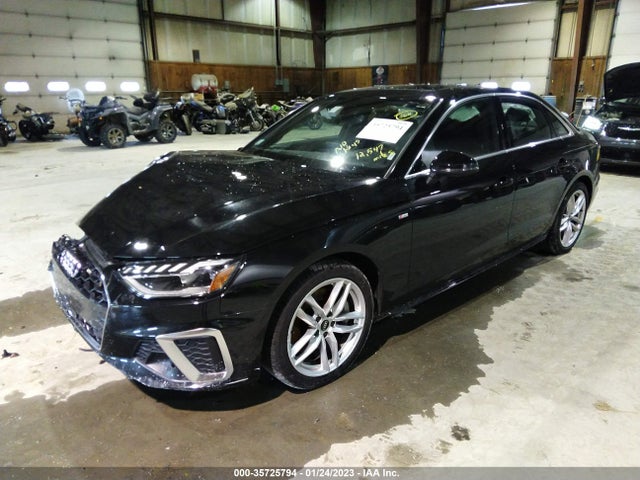 2022 Audi A4, VIN: WAUEAAF40NN011672