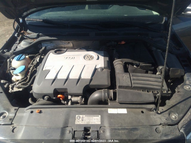 2011 VOLKSWAGEN JETTA SEDAN TDI VIN: 3VWLL7AJ8BM084070