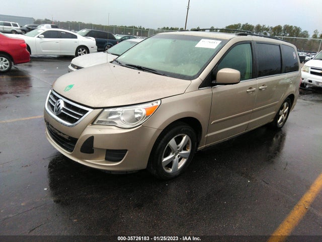 Volkswagen ROUTAN SE 2009 2V8HW34199R501398 Image 2