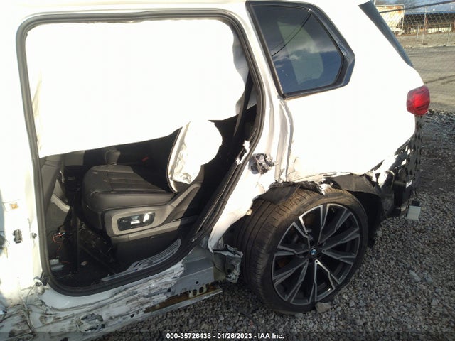 2020 BMW X7, VIN: 5UXCW2C06L9B32460