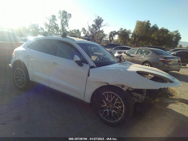 2016 Porsche Macan, VIN: WP1AB2A55GLB41805