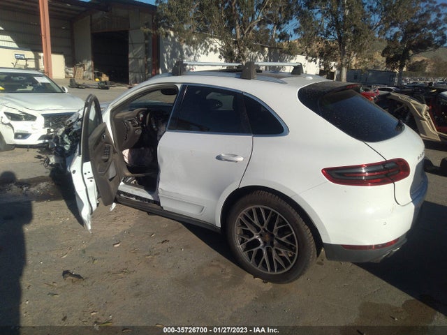 2016 Porsche Macan, VIN: WP1AB2A55GLB41805