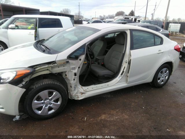 KNAFK4A65F5312449 KIA FORTE LX