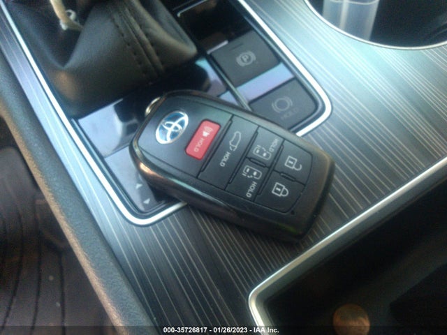 2022 Toyota Sienna, VIN: 5TDZSKFC0NS061352