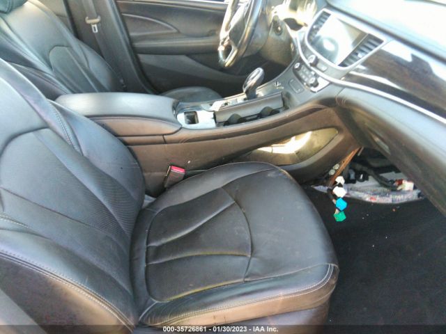 1G4ZP5SS2HU150545 Buick Lacrosse Essence
