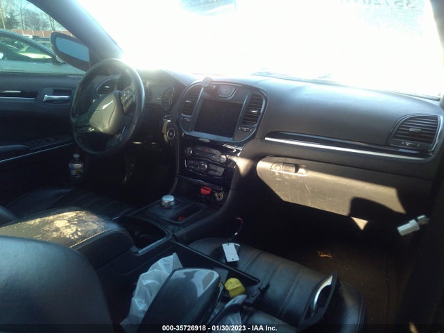 2C3CCABG0KH689349 Chrysler 300 300s
