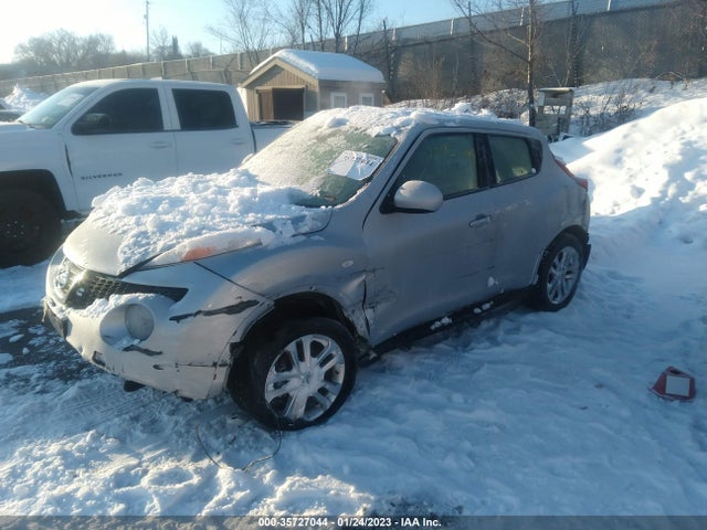 2014 NISSAN JUKE S VIN: JN8AF5MV3ET484617