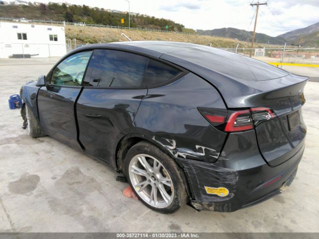 7SAYGDEE6NF367524 Tesla Model Y