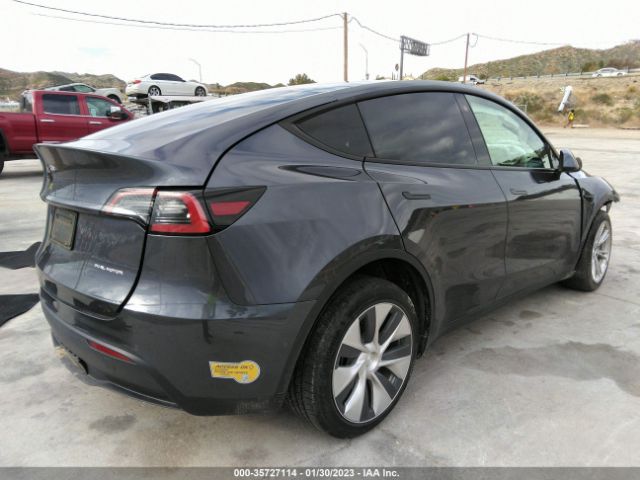 7SAYGDEE6NF367524 Tesla Model Y