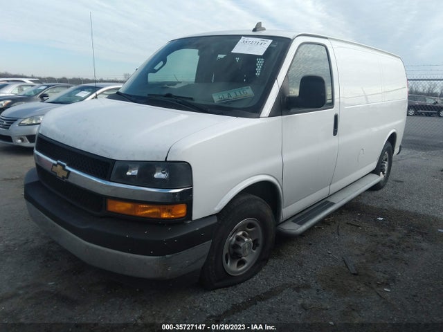 Chevrolet EXPRESS CARGO VAN 2019 1GCWGAFG4K1341351 Image 2