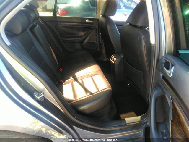 Volkswagen JETTA SEDAN 2010 3VWRX7AJ6AM036533 Image 9
