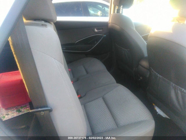 2016 HYUNDAI SANTA FE SE VIN: KM8SMDHF1GU147312