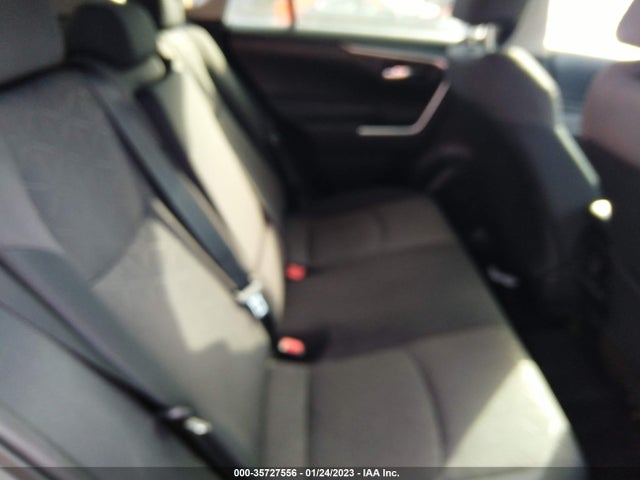 2021 TOYOTA RAV4 XLE VIN: 2T3P1RFV7MC141797