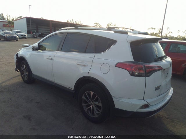 2016 Toyota RAV4, VIN: JTMRJREV8GD057675
