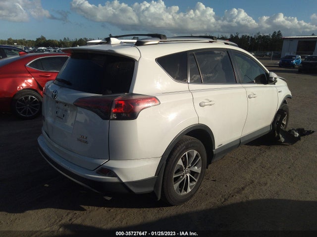 2016 Toyota RAV4, VIN: JTMRJREV8GD057675