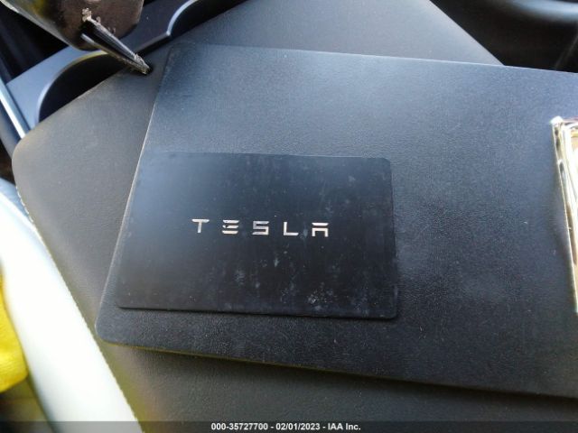 5YJ3E1EA8NF373592 Tesla MODEL 3