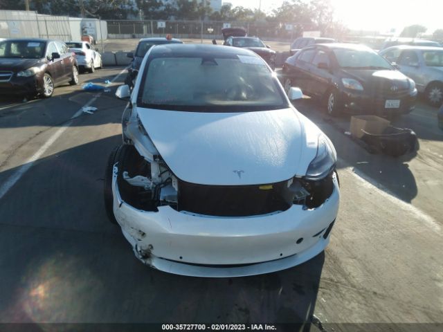 5YJ3E1EA8NF373592 Tesla MODEL 3