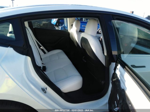 5YJ3E1EA8NF373592 Tesla MODEL 3